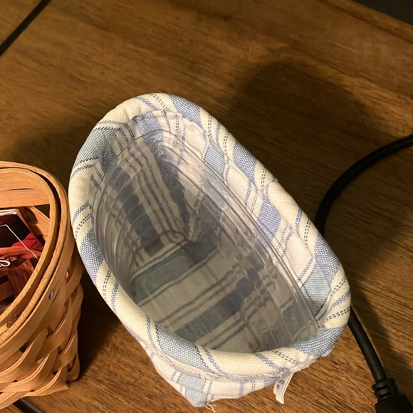 Longaberger 🧺 - Picture 3 of 4